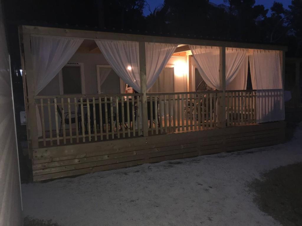 Oaza Mira Mobile Houses - Camp Basko Polje #Bestoffer Baška Voda Exterior foto